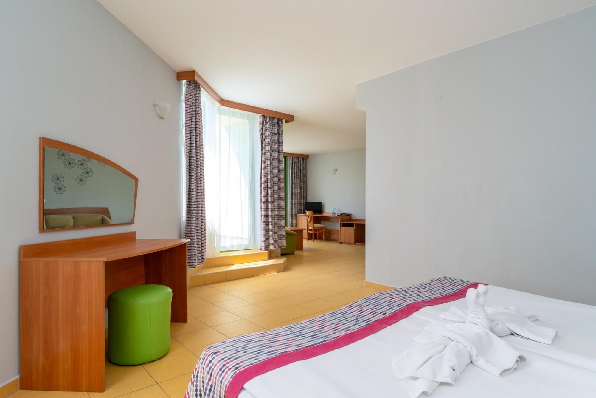 Mpm Hotel Kalina Garden Sunny Beach Oda fotoğraf